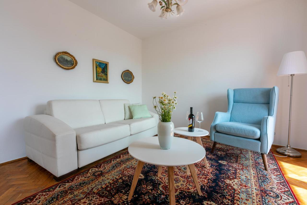 Apartment Carpe Diem "Pet Friendly" Crikvenica Buitenkant foto
