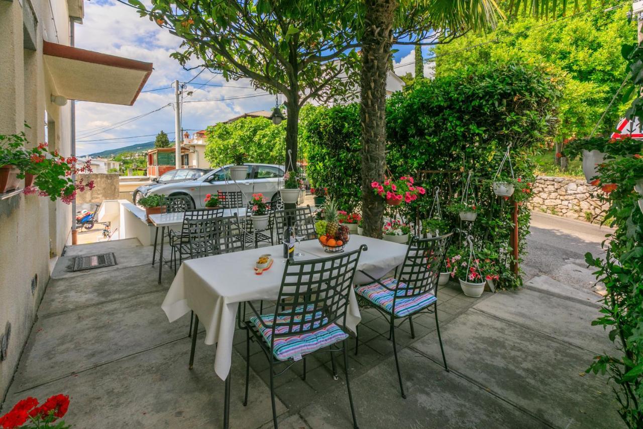 Apartment Carpe Diem "Pet Friendly" Crikvenica Buitenkant foto