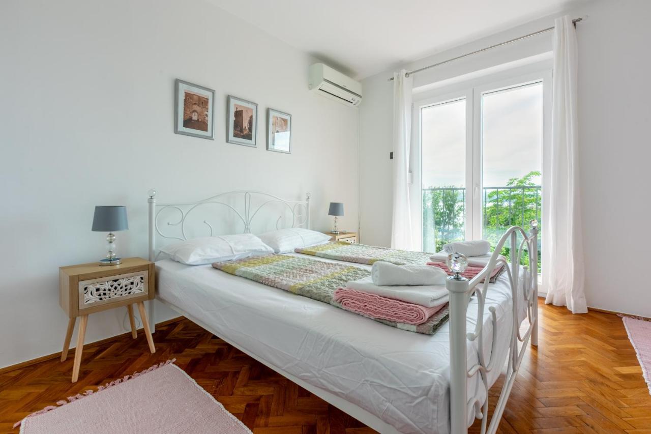Apartment Carpe Diem "Pet Friendly" Crikvenica Buitenkant foto